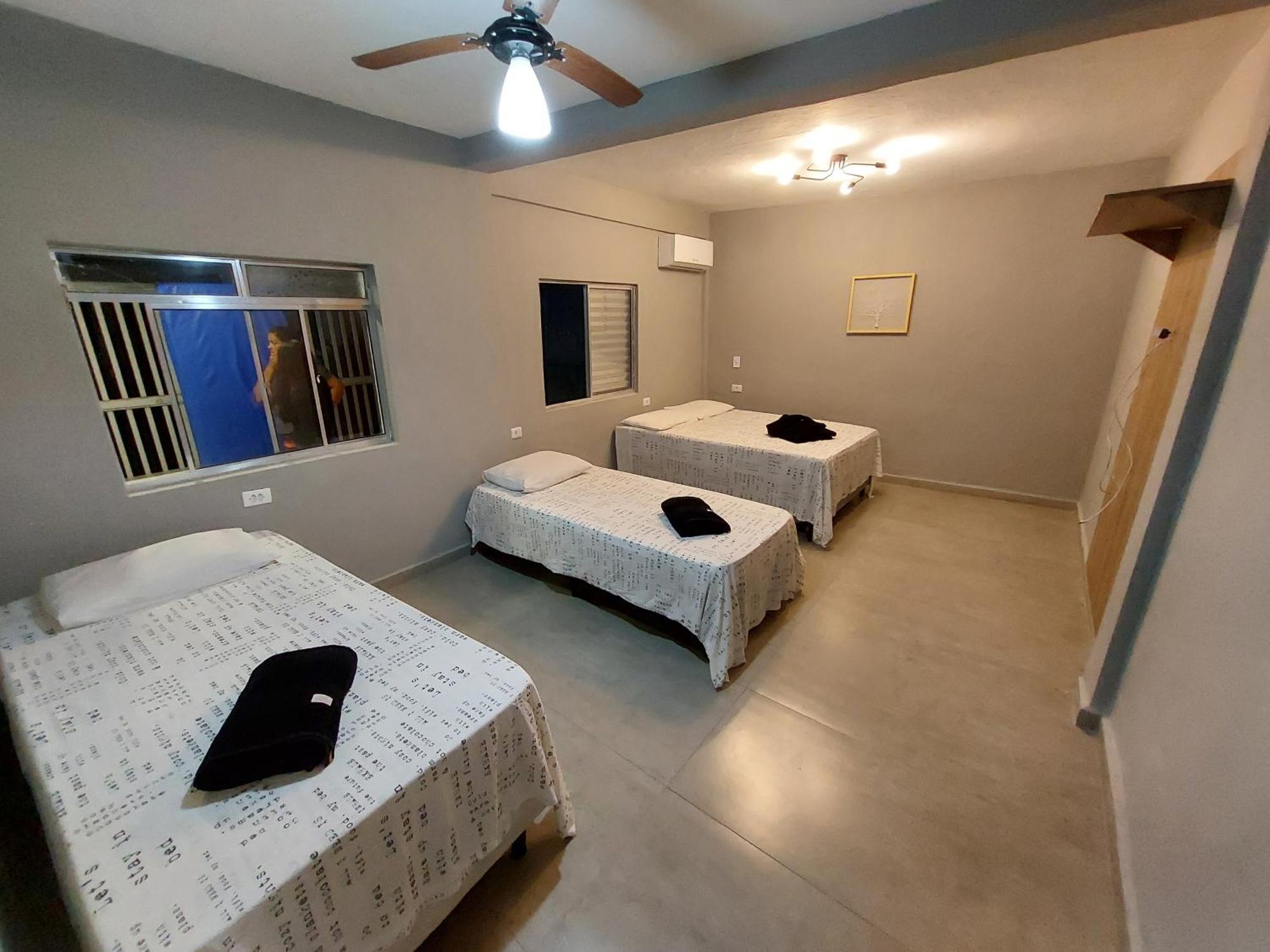 Pousada Praia Cia, Piscina, Centro, Estacionamento, Wifi, Saida Ate As 16H Bertioga Habitación foto